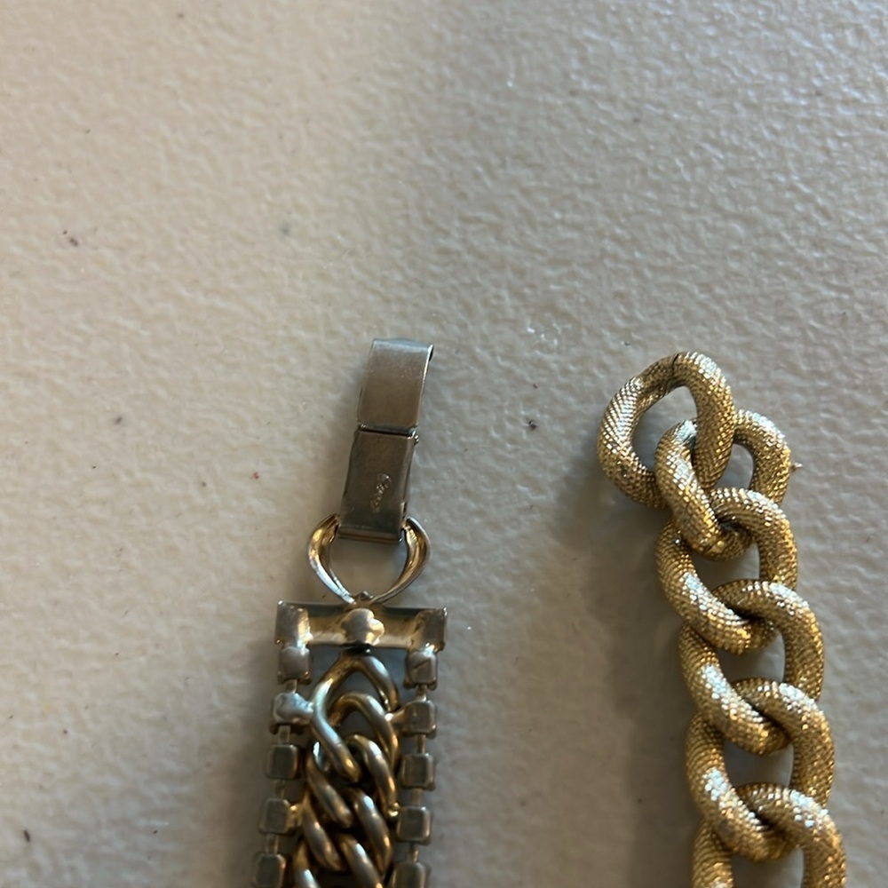 Bracelets - Picture 4 of 5
